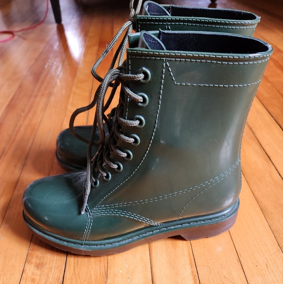Design Lab army green rubber boots size 6 - Picture 2 of 6
